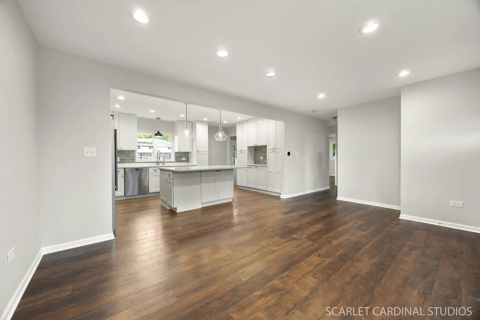 701 W Charles Street IL