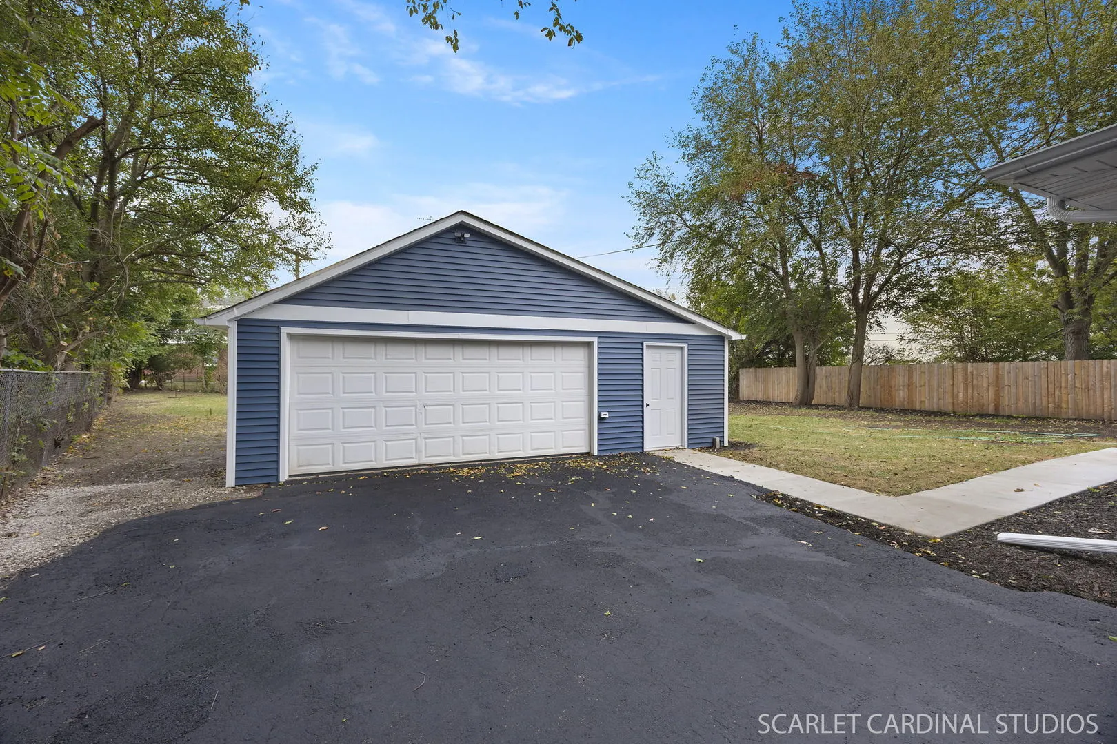 701 W Charles Street IL
