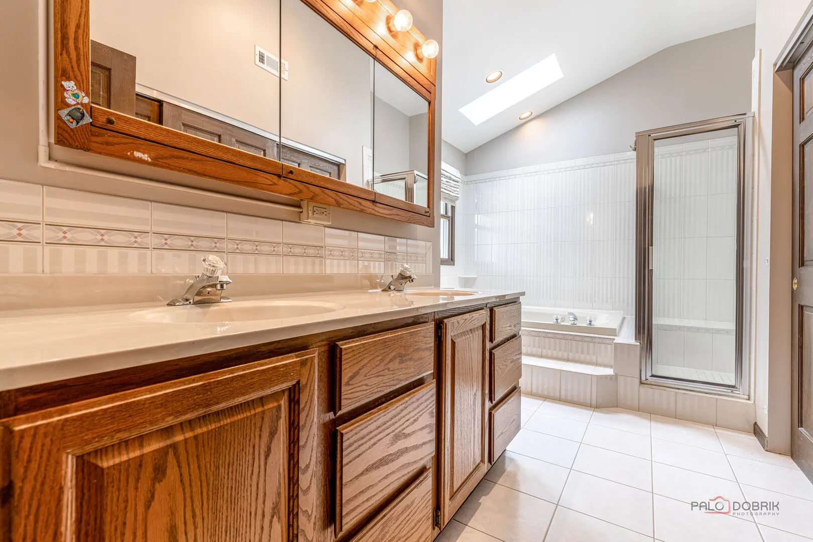 1137 Pine Tree Lane IL
