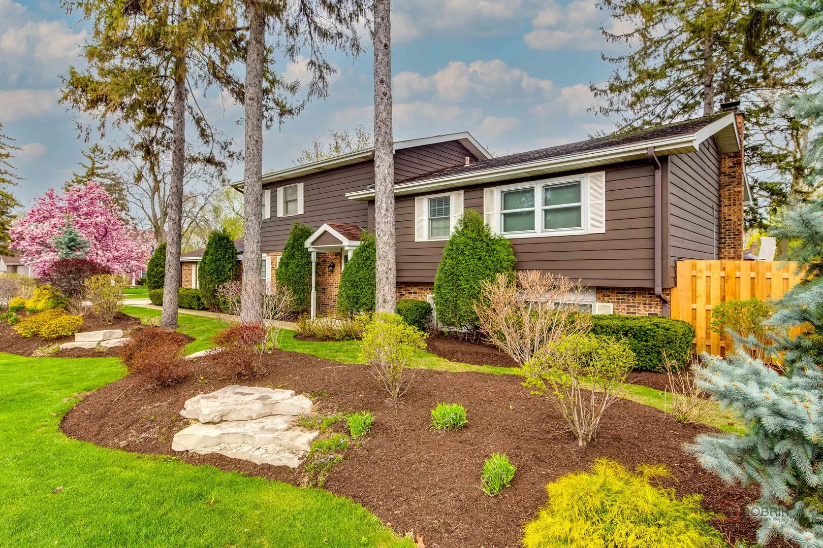 1137 Pine Tree Lane IL