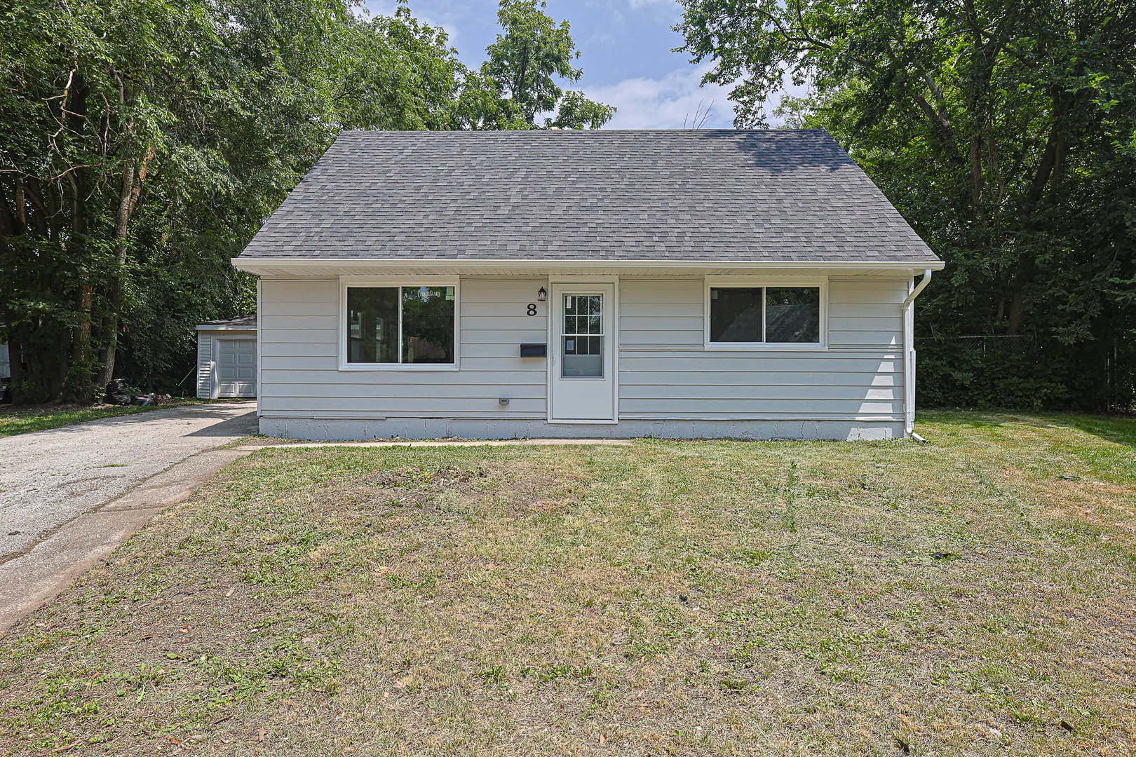 8 ALLEGHENY Court IL
