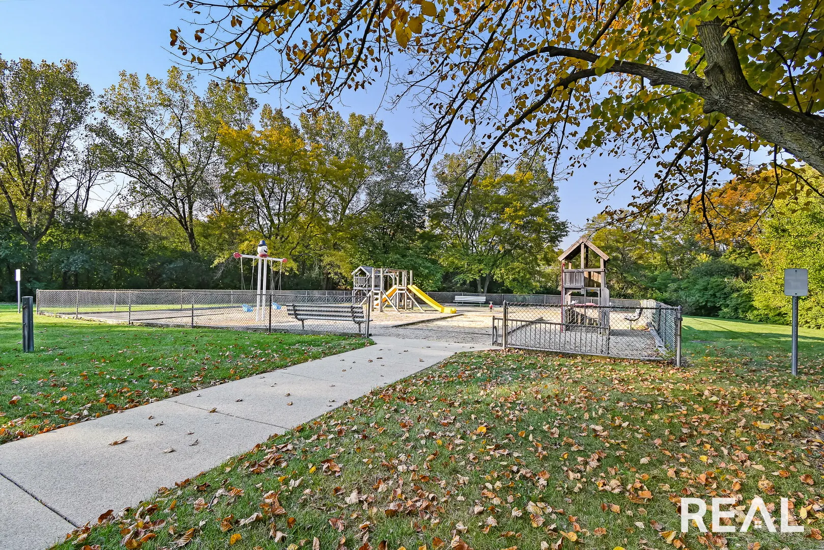 425 Walnut Creek Lane 1603 IL