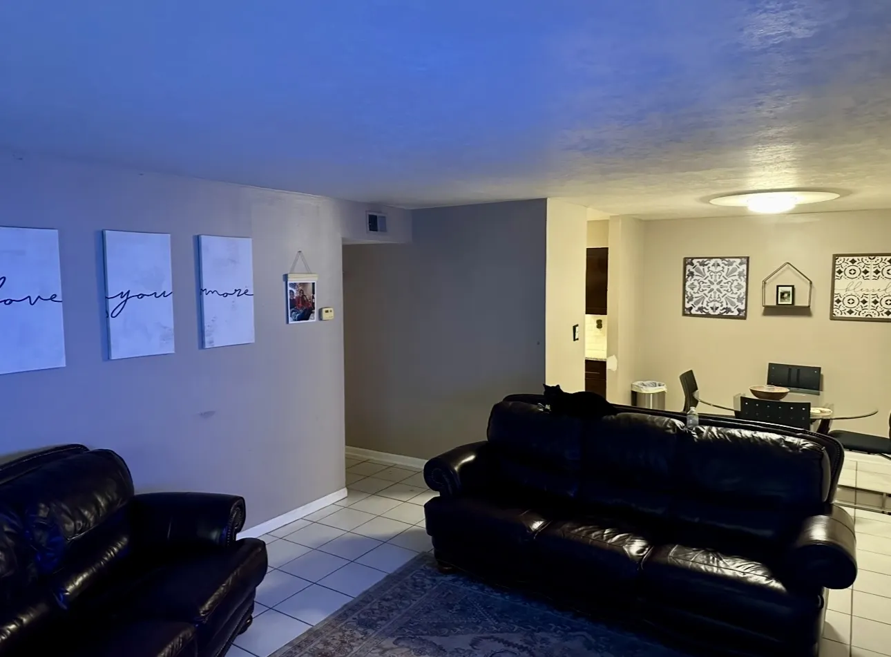 6145 KNOLLWOOD Court 101 IL