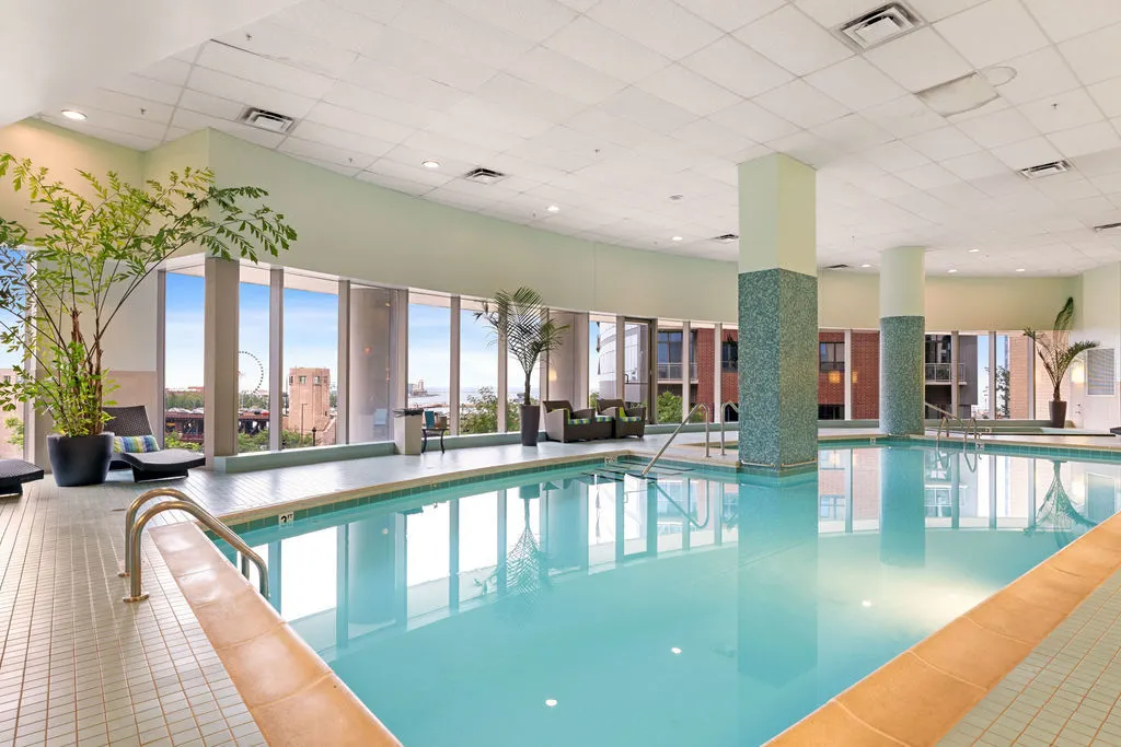 420 E Waterside Drive 1103 IL