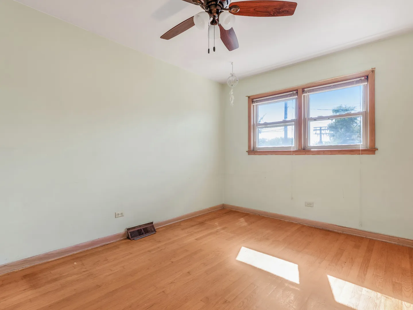 8255 W Agatite Avenue IL