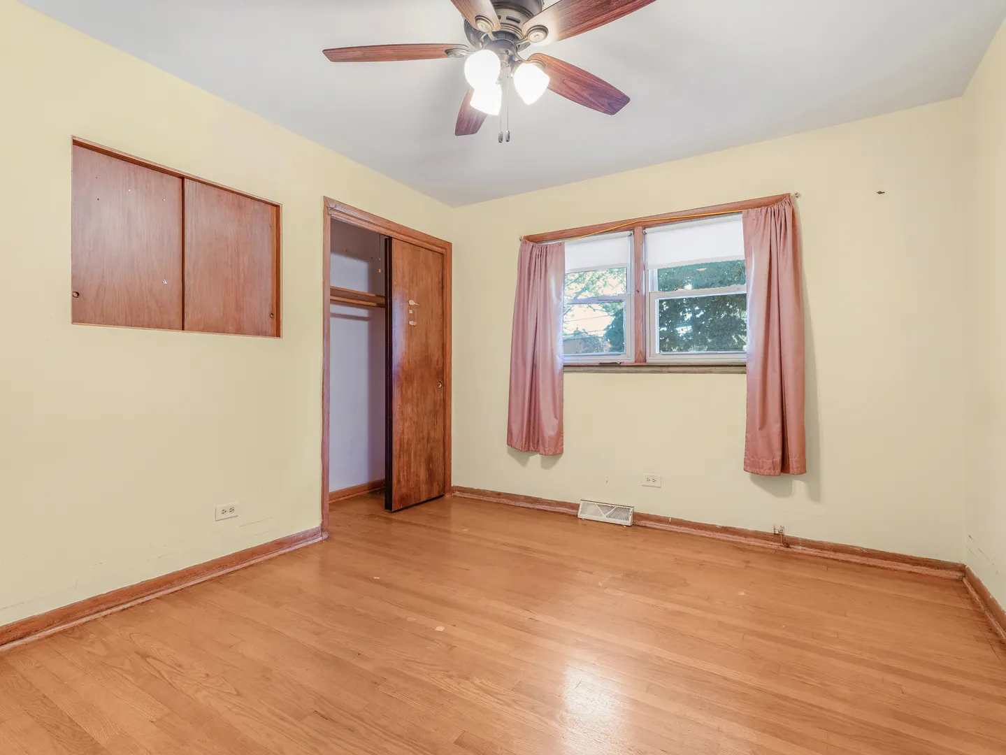 8255 W Agatite Avenue IL