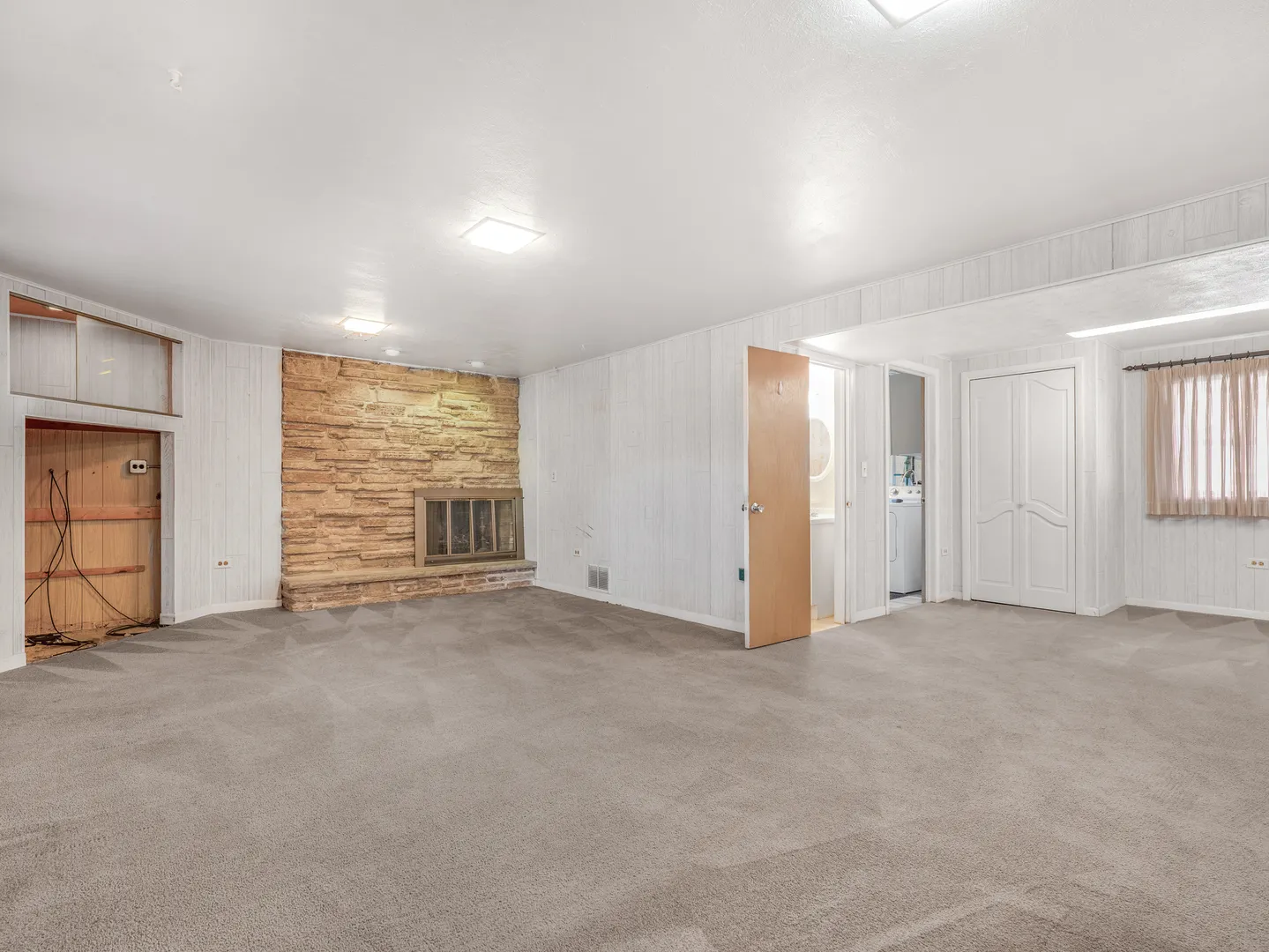8255 W Agatite Avenue IL