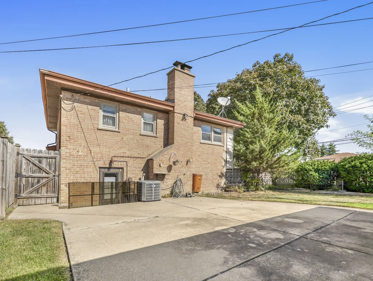 8255 W Agatite Avenue IL