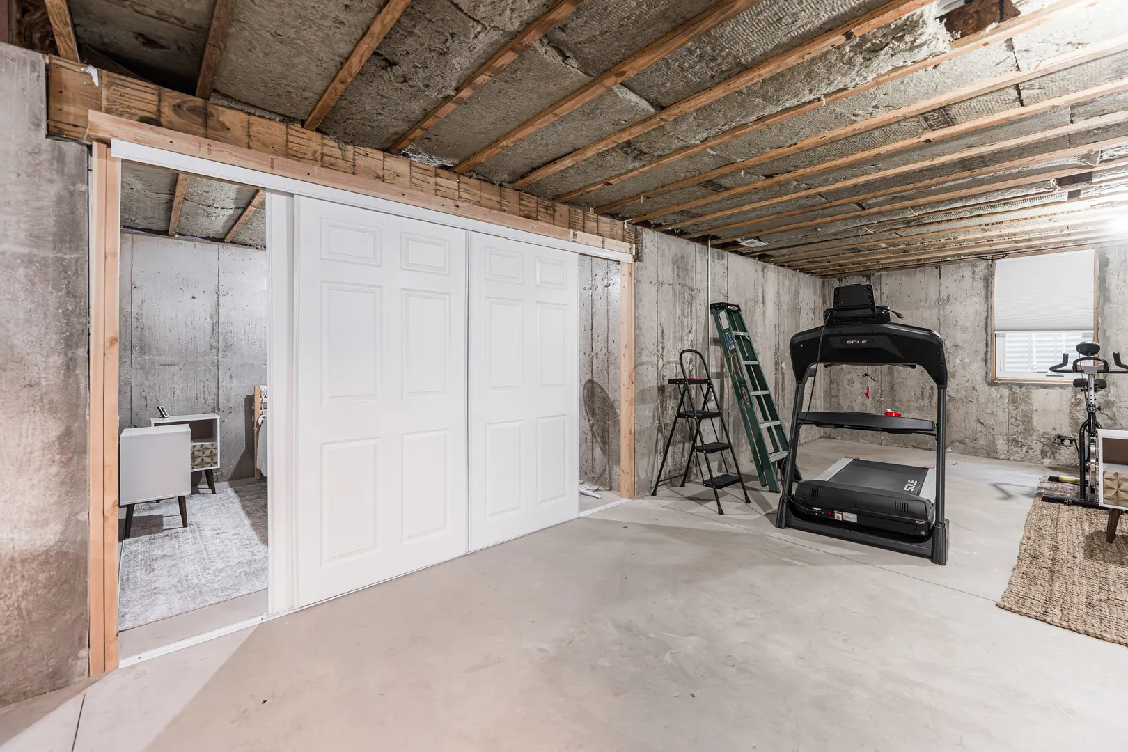 2182 Waterbury Lane E 2182 IL