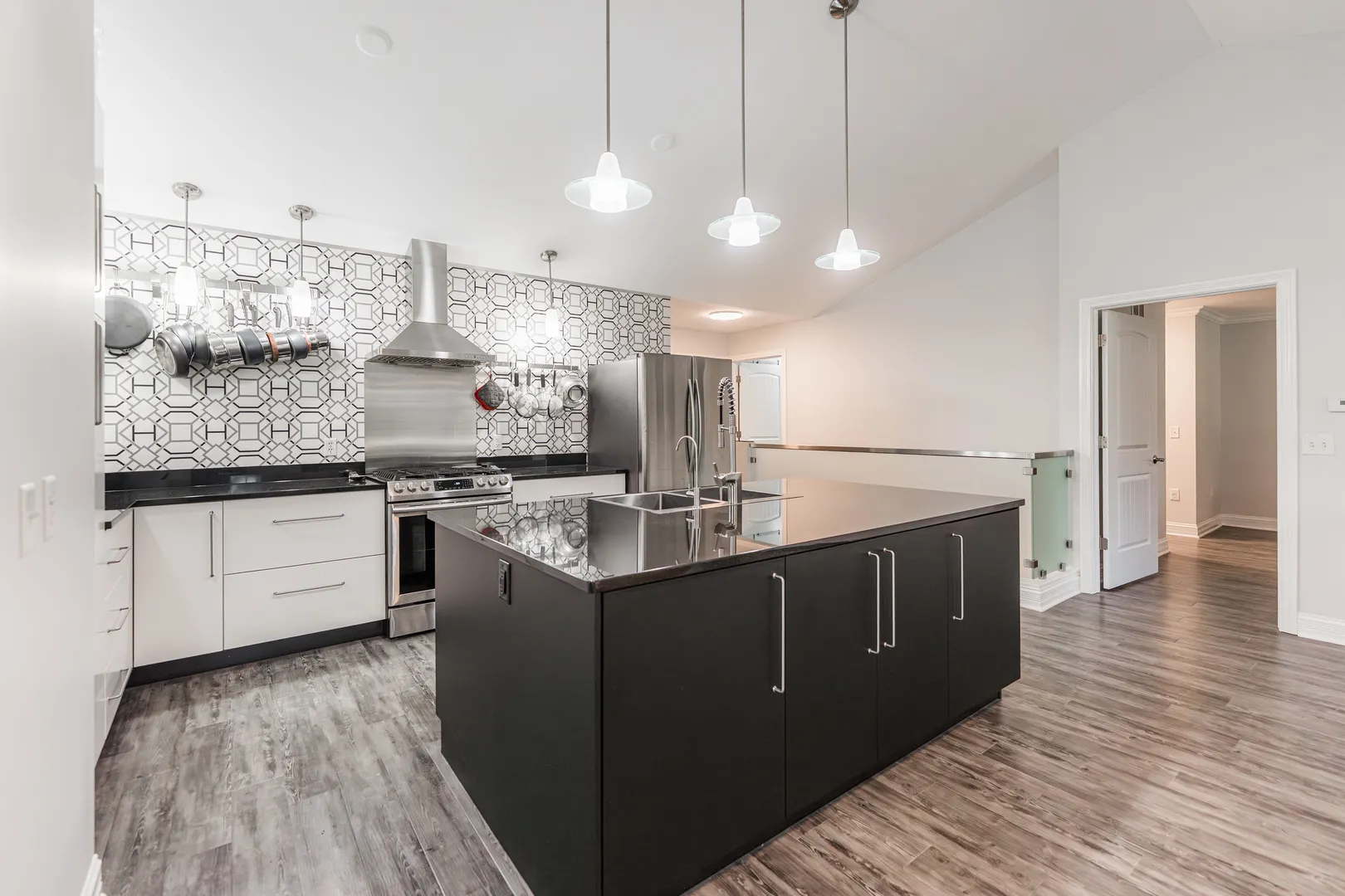 2182 Waterbury Lane E 2182 IL