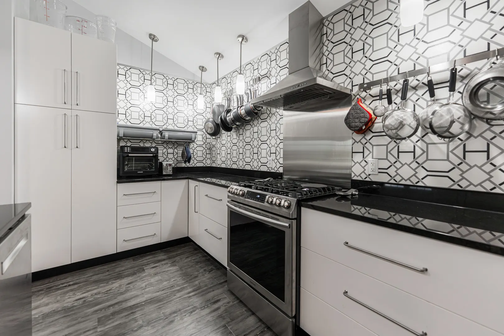 2182 Waterbury Lane E 2182 IL