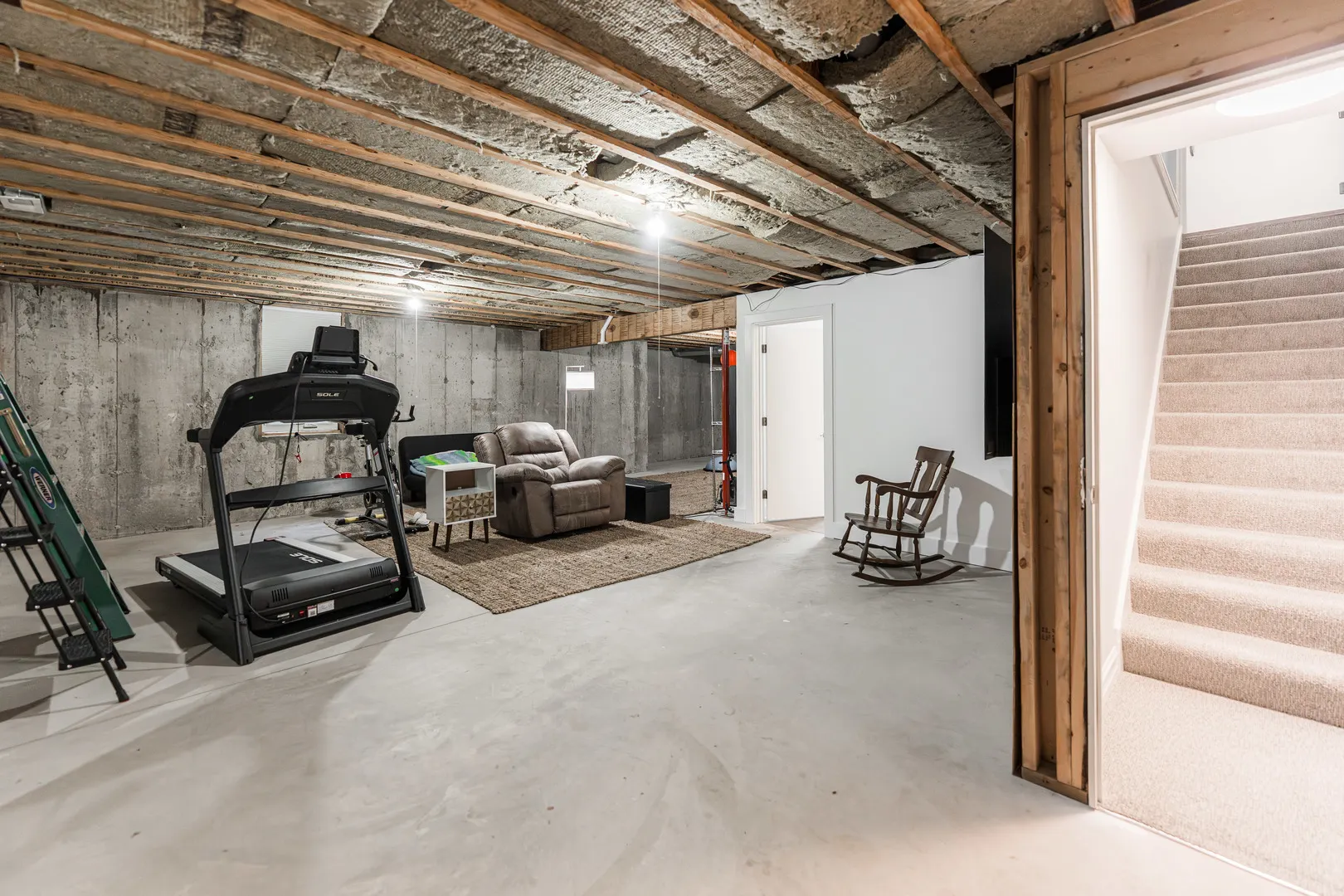 2182 Waterbury Lane E 2182 IL