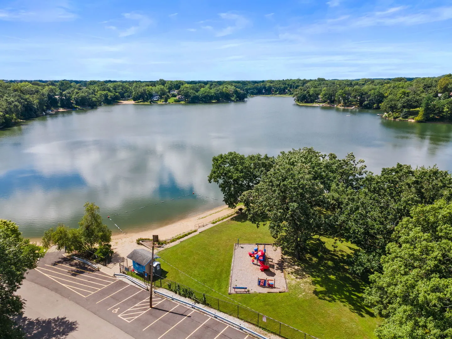 216 HICKORY Road IL