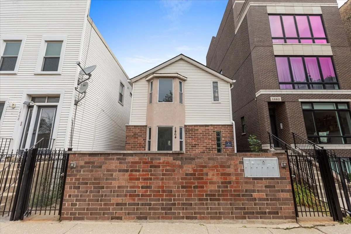 1464 W Ohio Street 1F IL