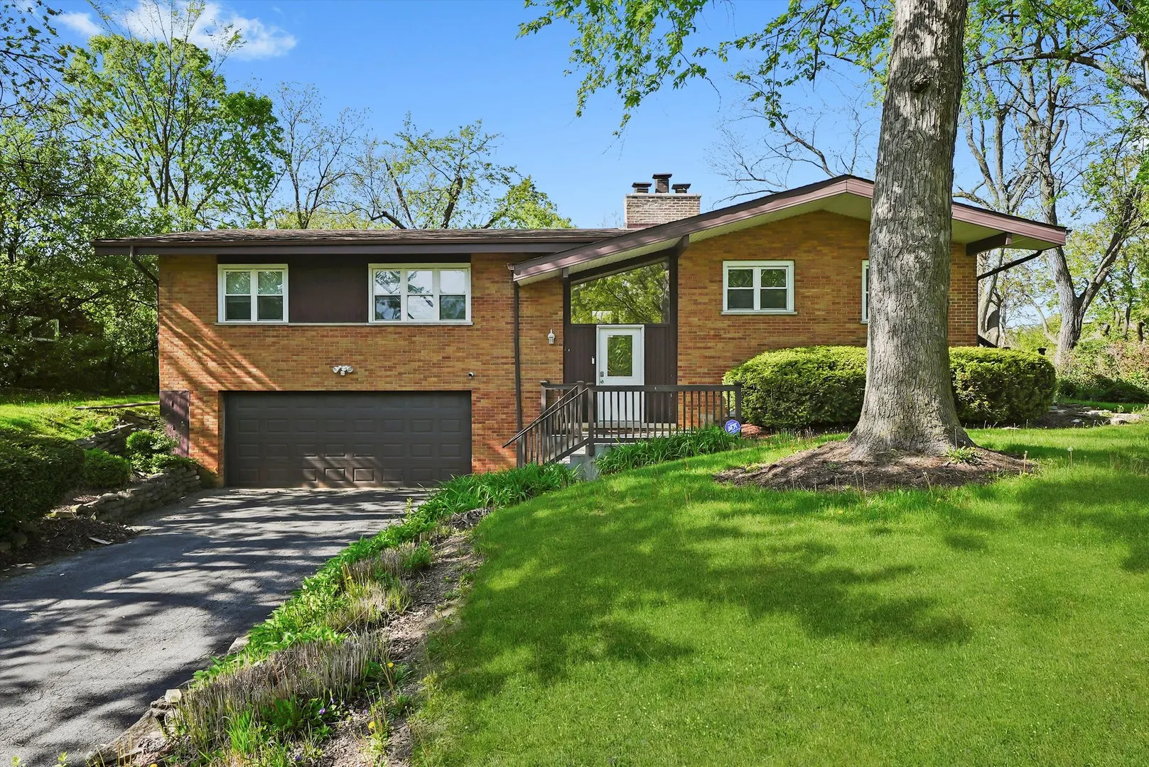 2747 Perry Road IL