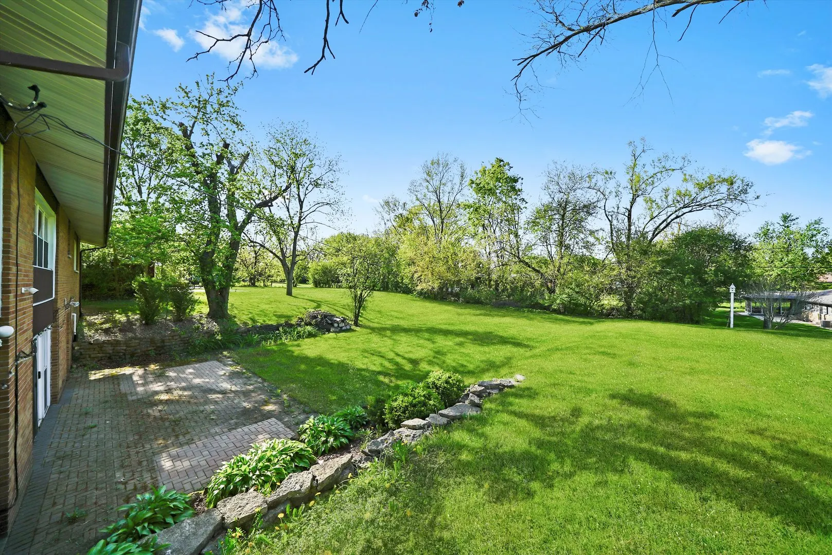 2747 Perry Road IL