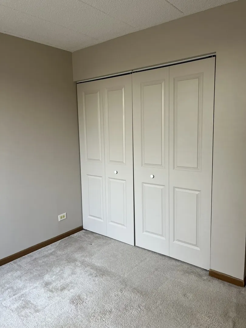 75 Kristin Circle 408 IL