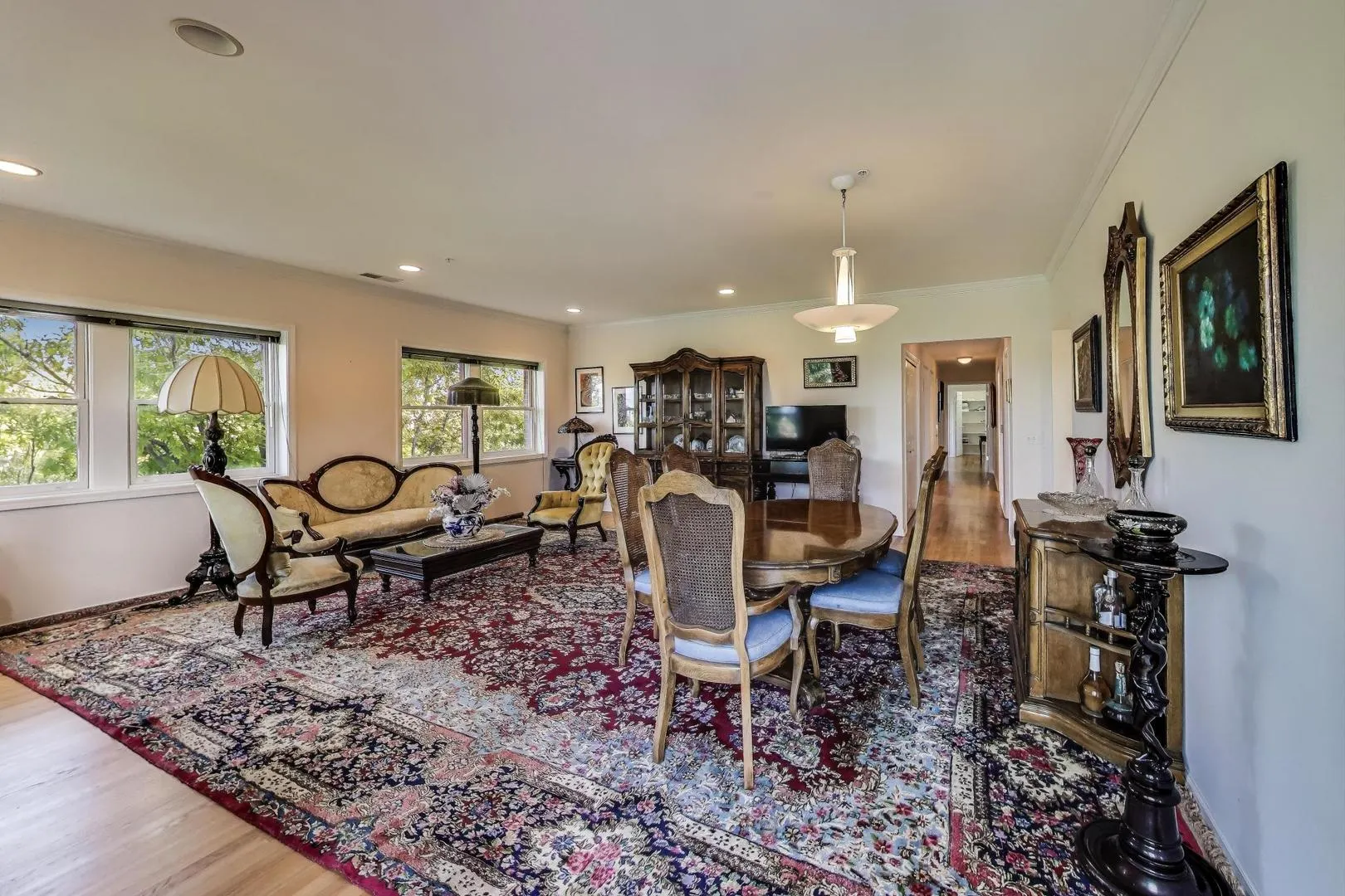 1688 Green Bay Road 404 IL