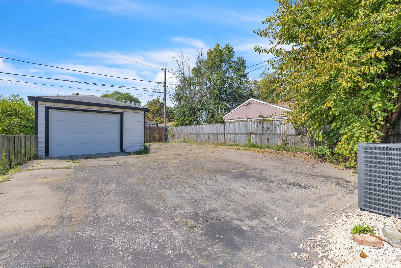 7704 S Kilpatrick Avenue IL