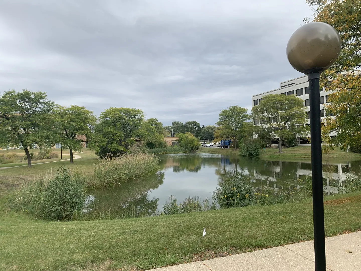 1813 Hemlock Place 107 IL