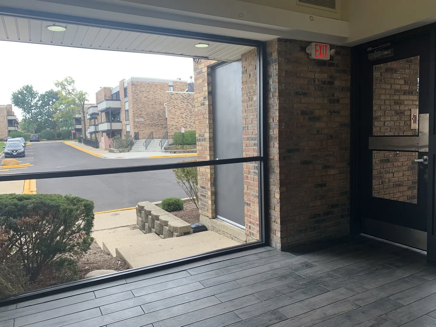 1813 Hemlock Place 107 IL
