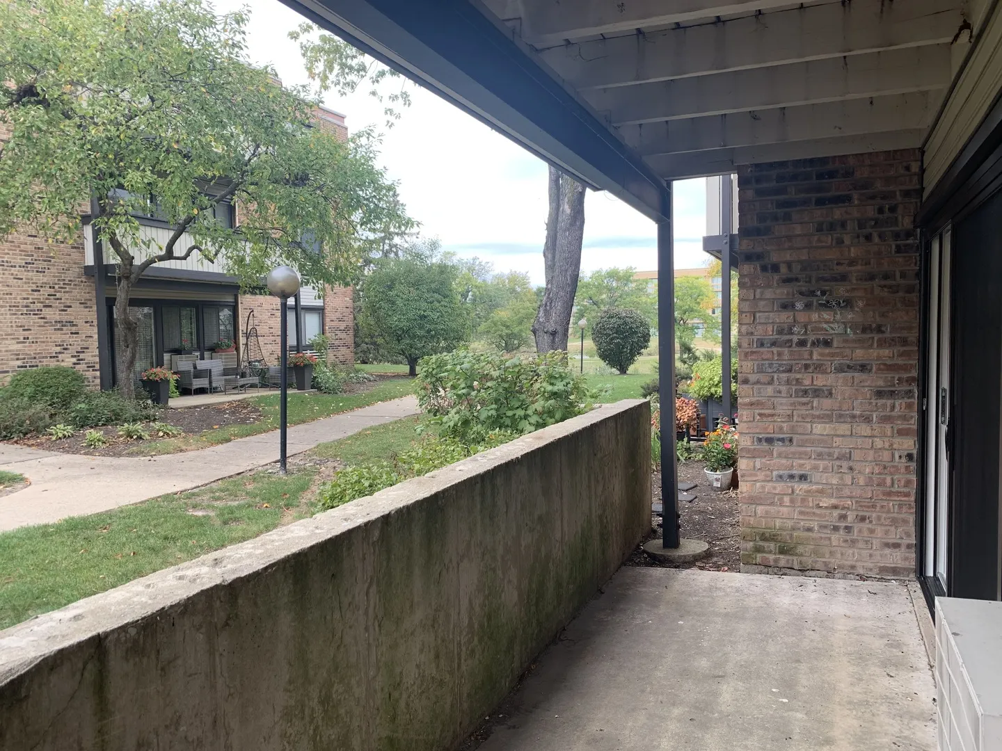1813 Hemlock Place 107 IL