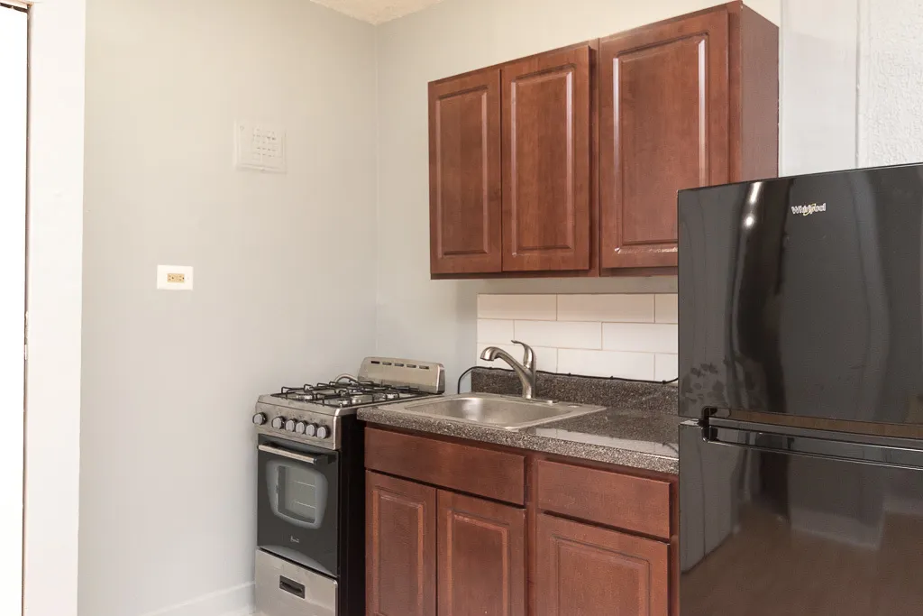 4735 N Beacon Street 314 IL