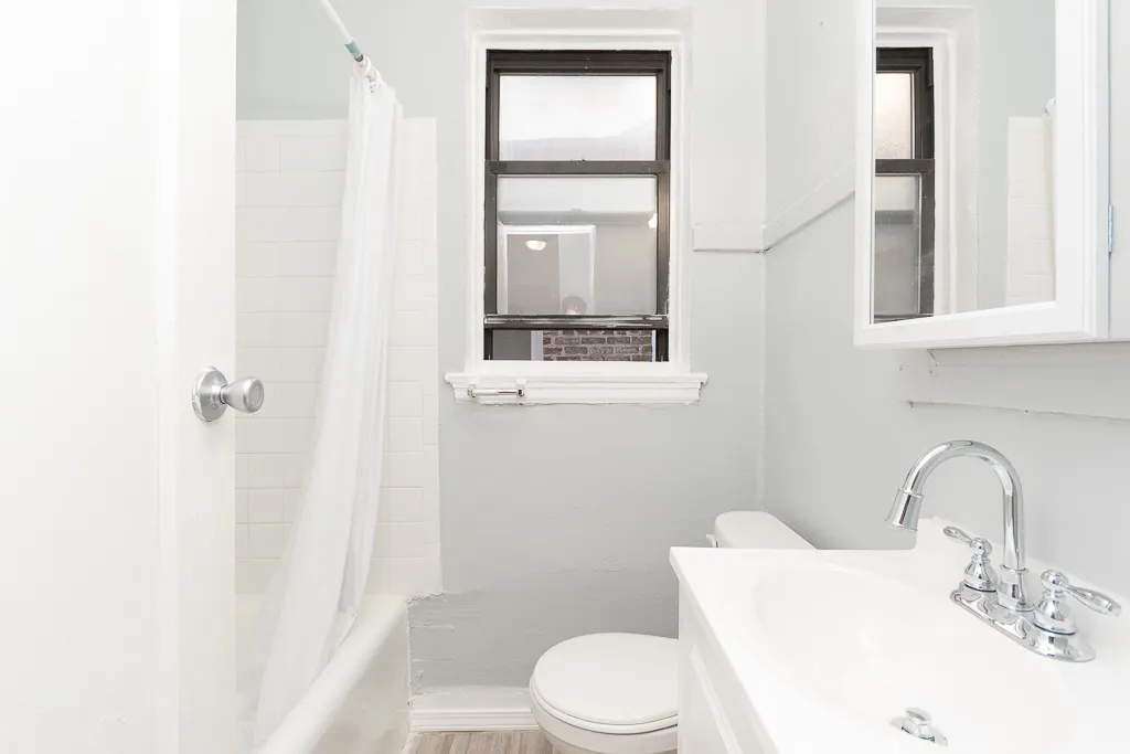 4735 N Beacon Street 314 IL