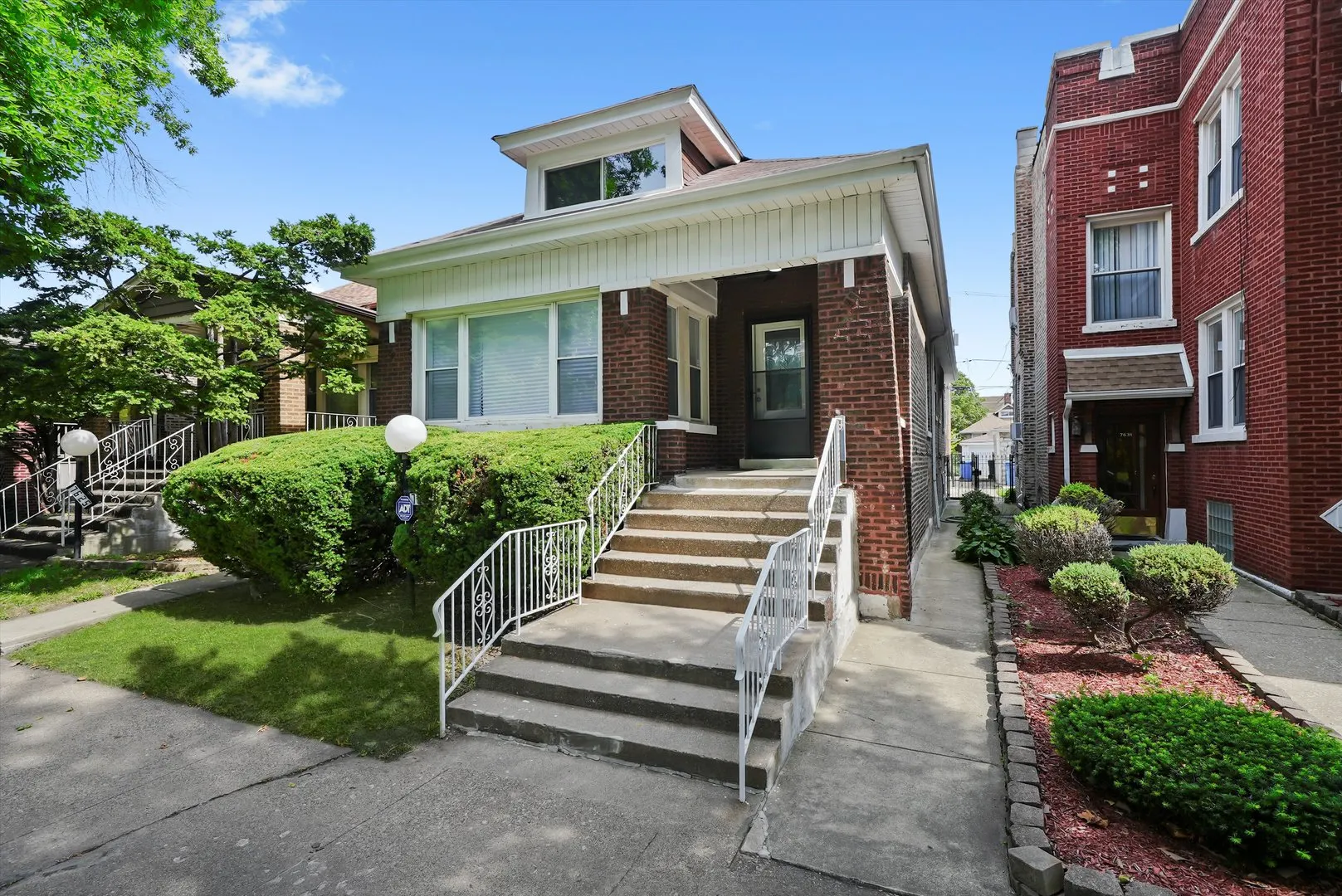 7627 S Ridgeland Avenue IL