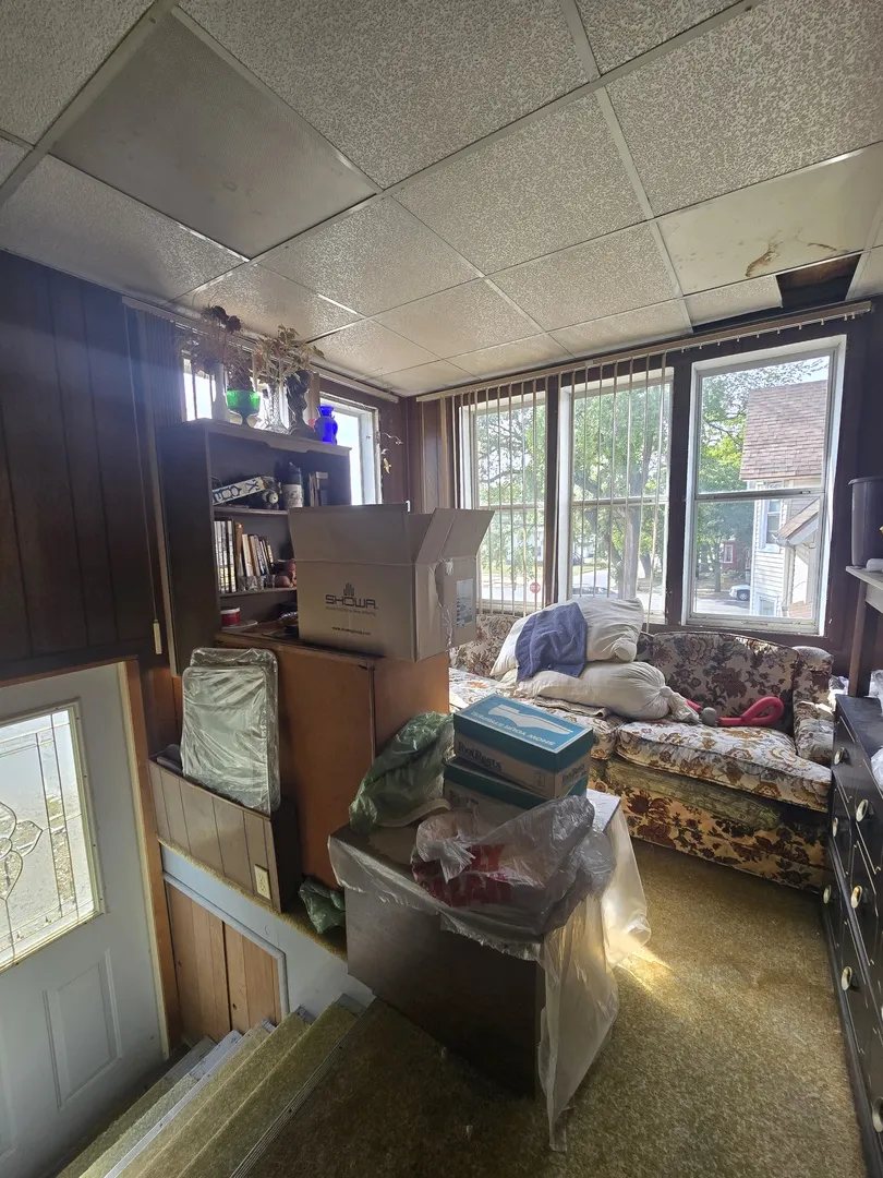 157-159 W Hickory Street IL