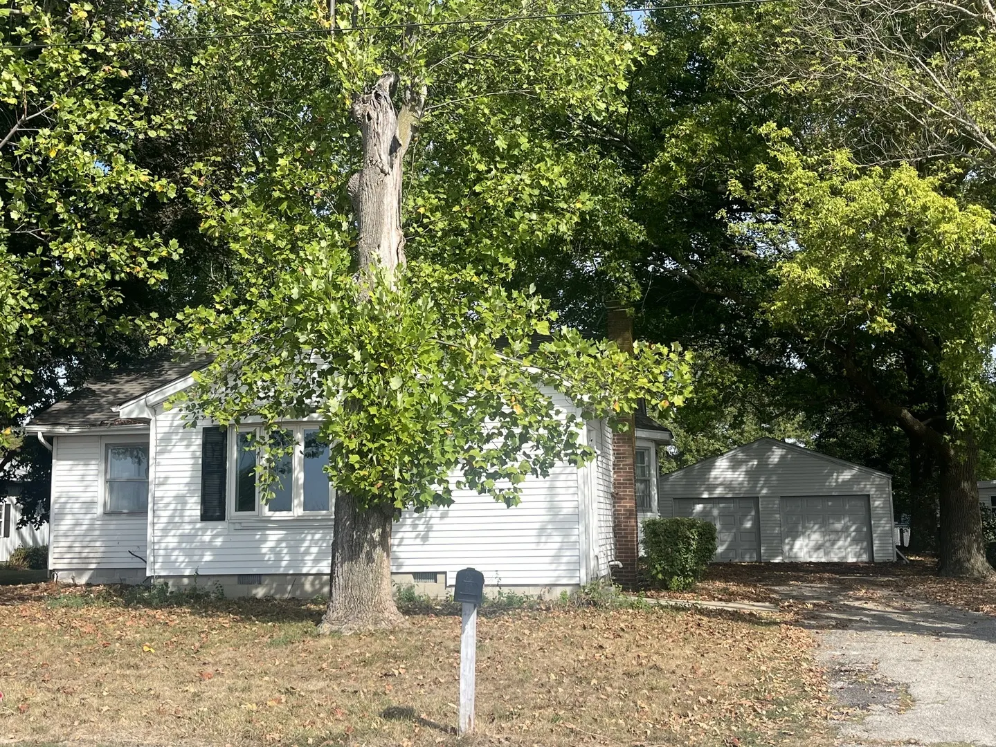 700 Southside Drive IL