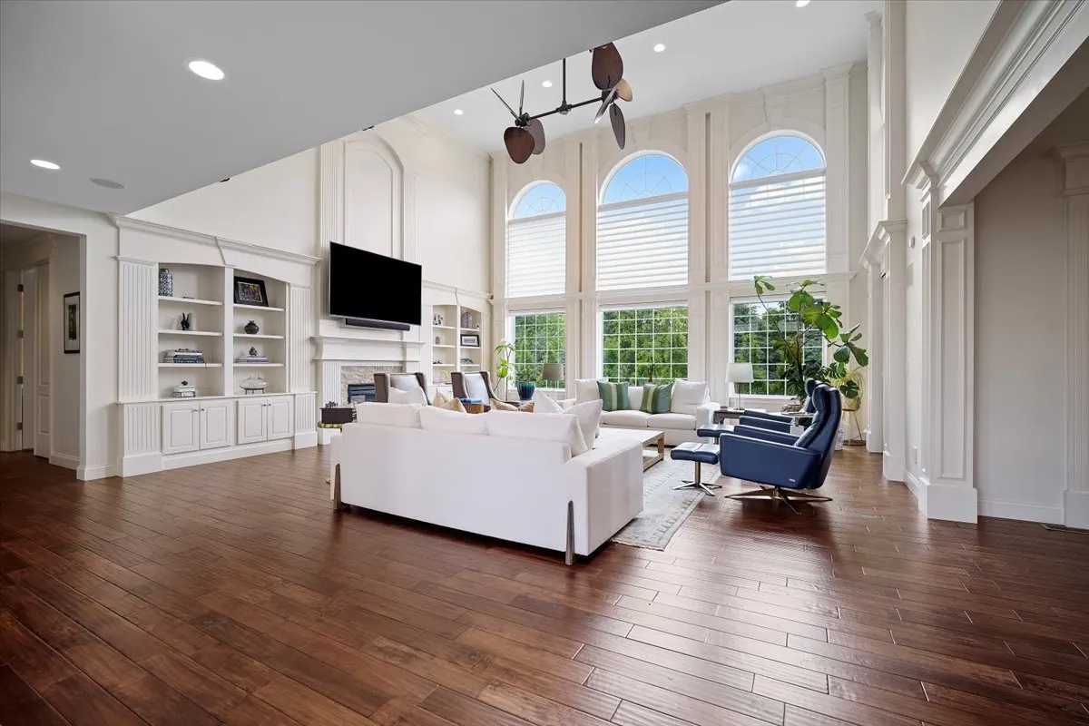 12 Worthington Court IL