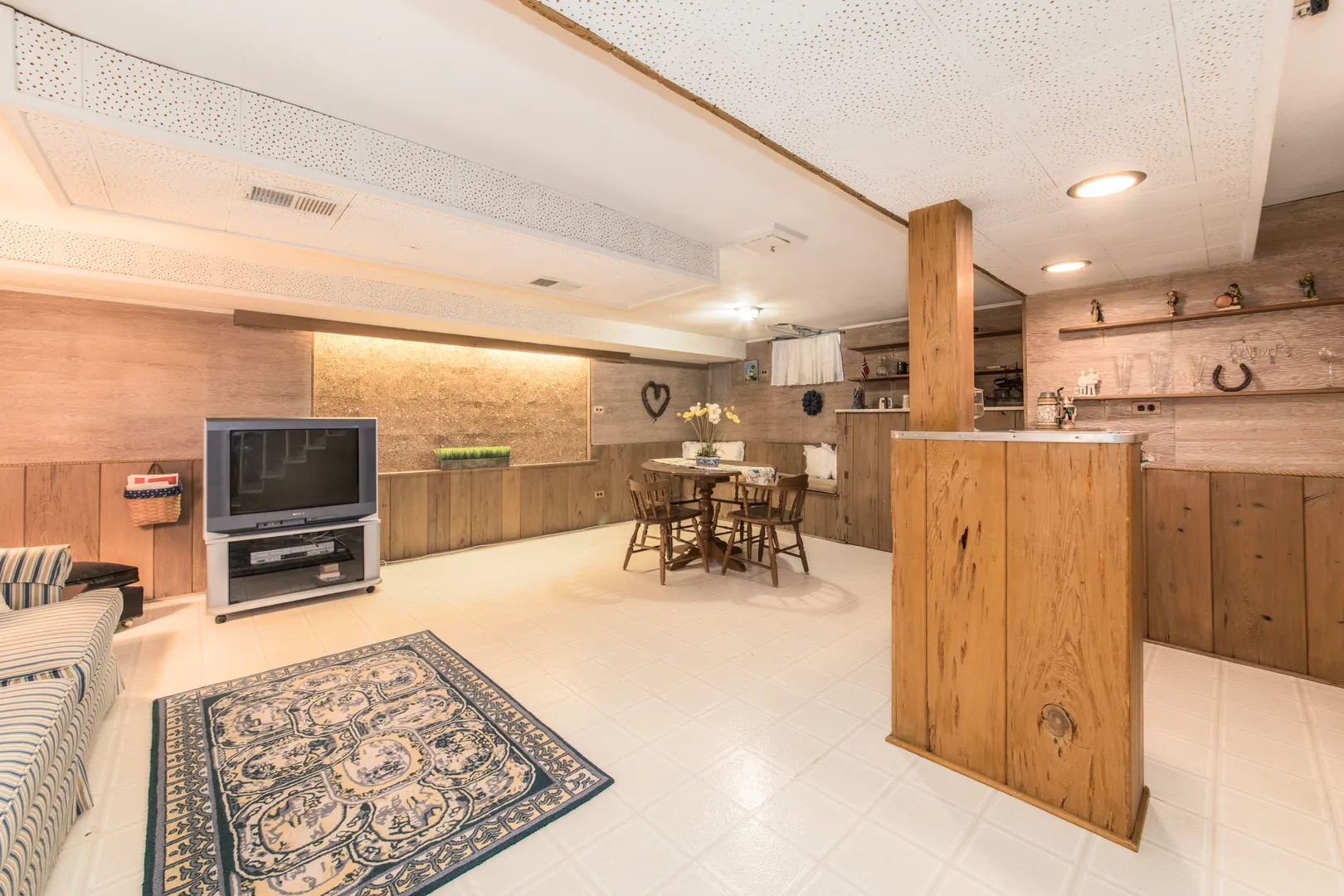 829 Hastings Street IL