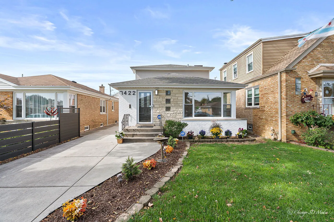 7422 N Olcott Avenue IL