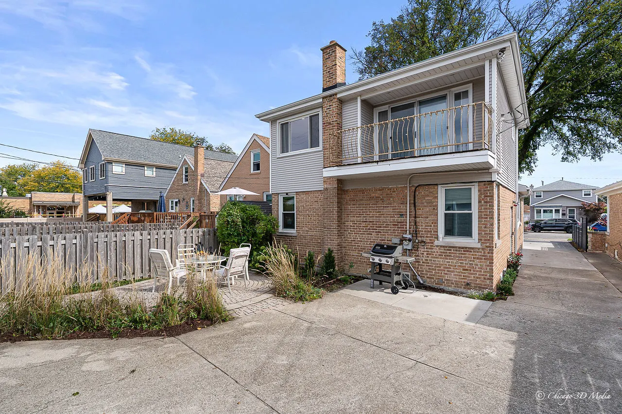 7422 N Olcott Avenue IL