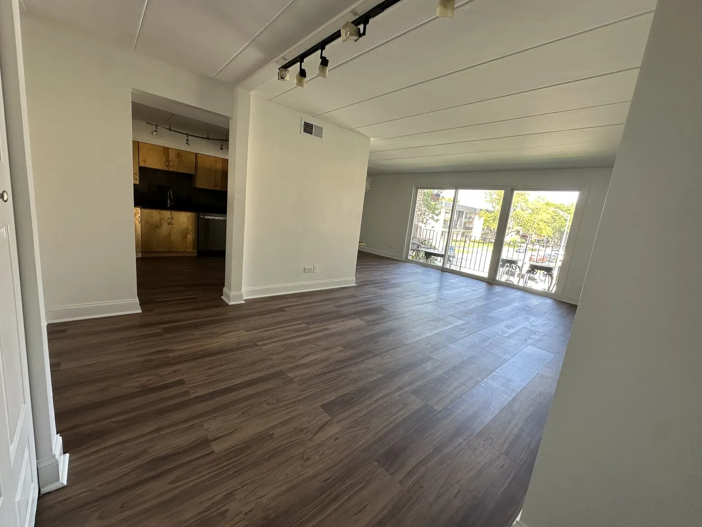 5621 W 104th Street B2 IL