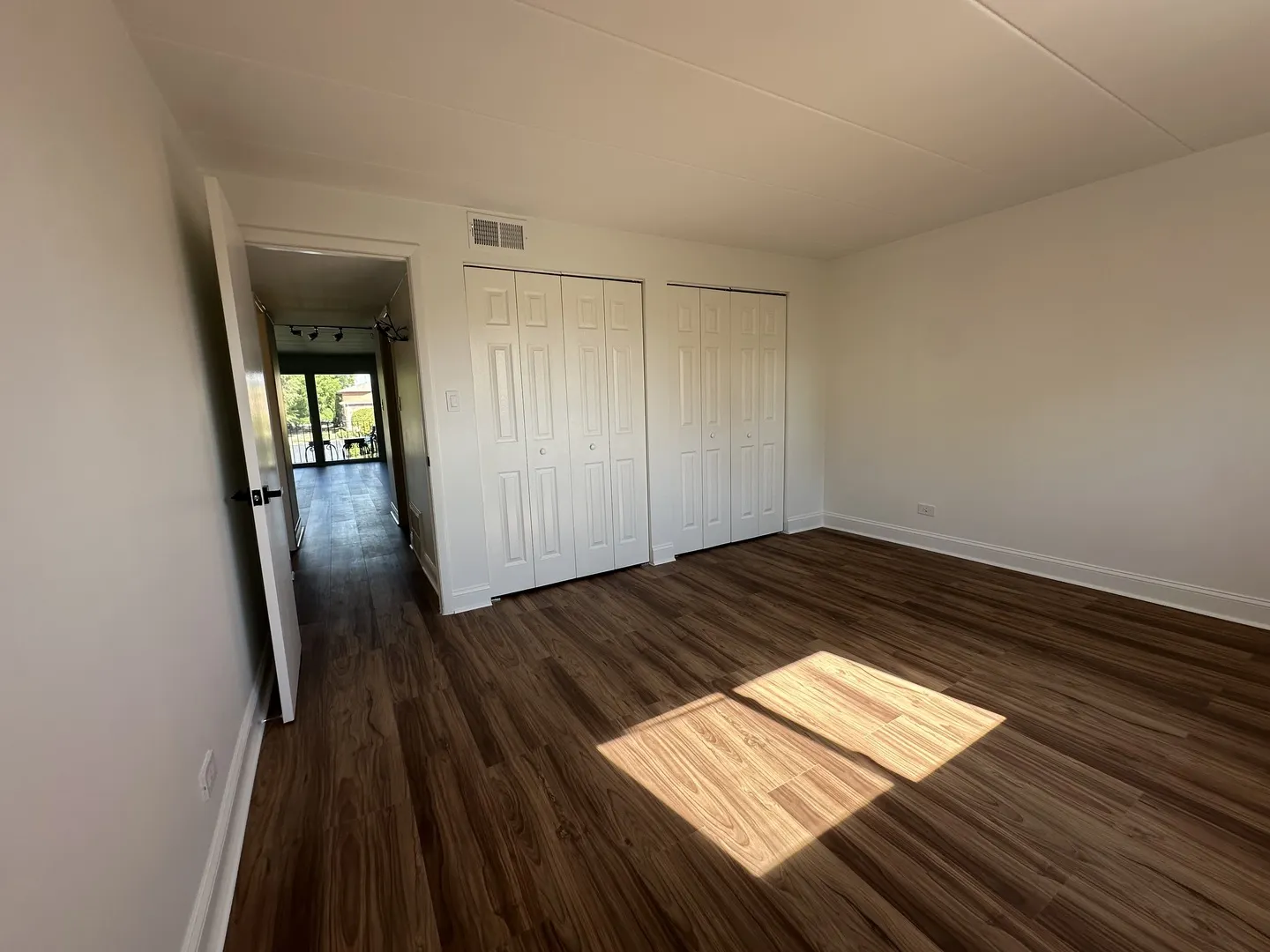 5621 W 104th Street B2 IL
