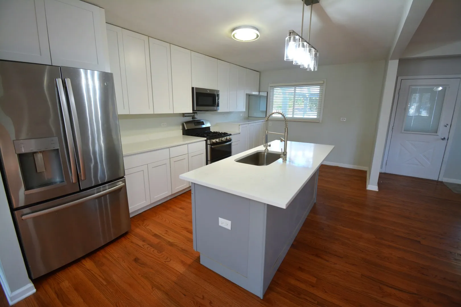 340 Arizona Boulevard IL