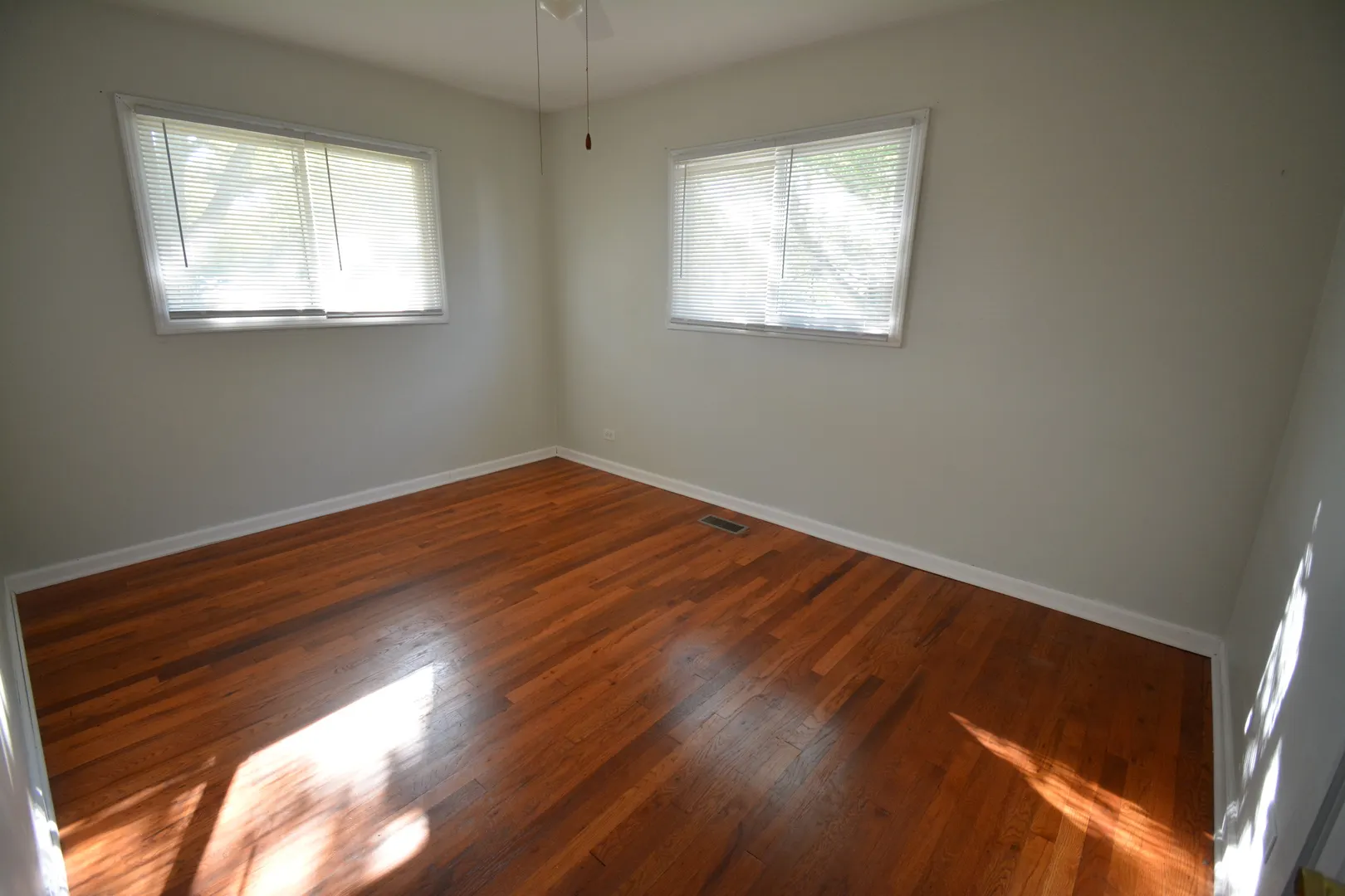 340 Arizona Boulevard IL