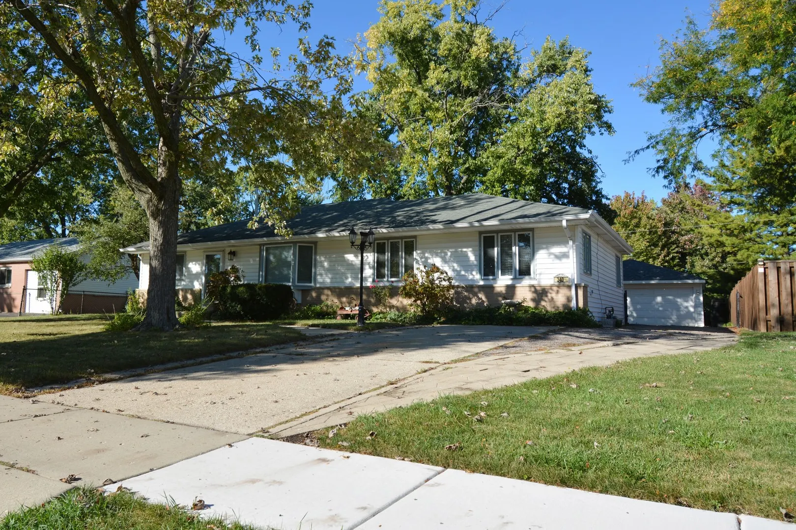 340 Arizona Boulevard IL