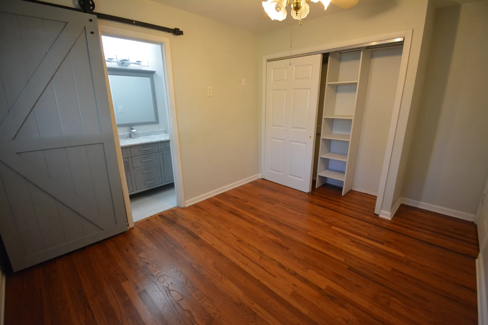 340 Arizona Boulevard IL