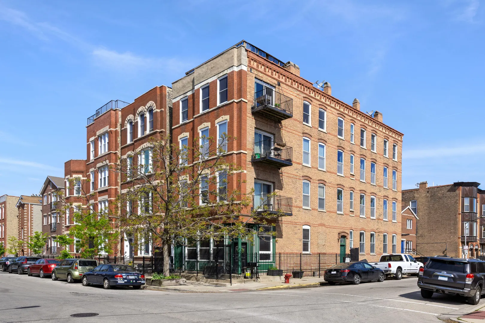 1322 W Huron Street 4N IL