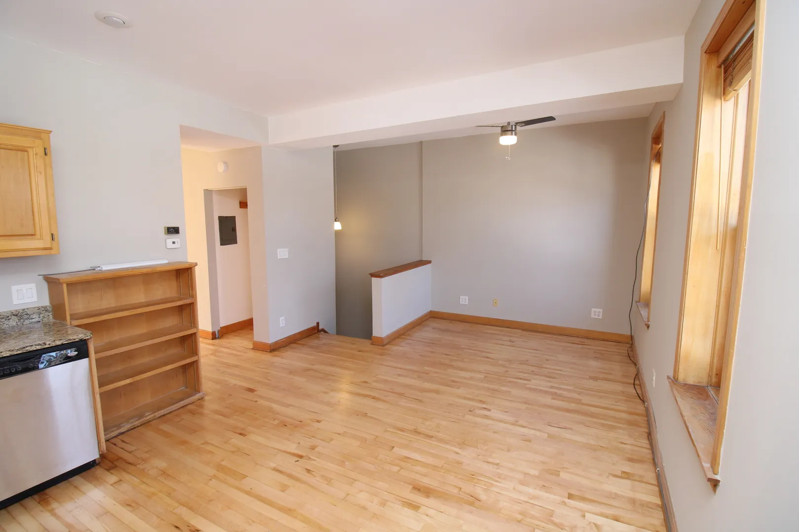 1852 W Thomas Street CH2 IL