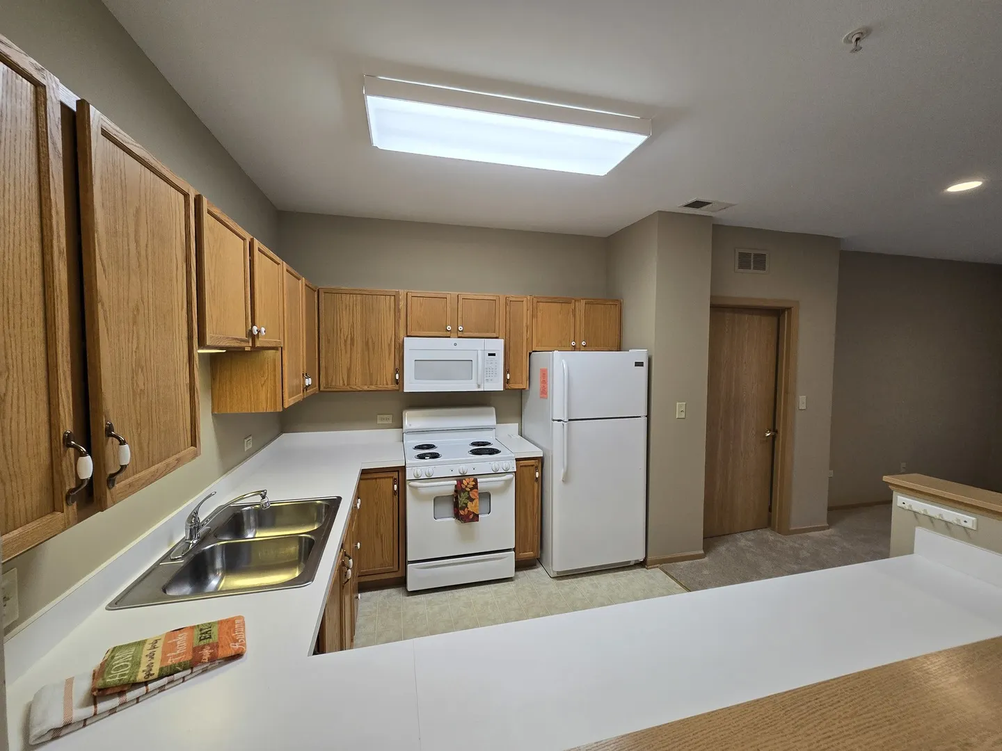 801 N Mclean Boulevard 122 IL