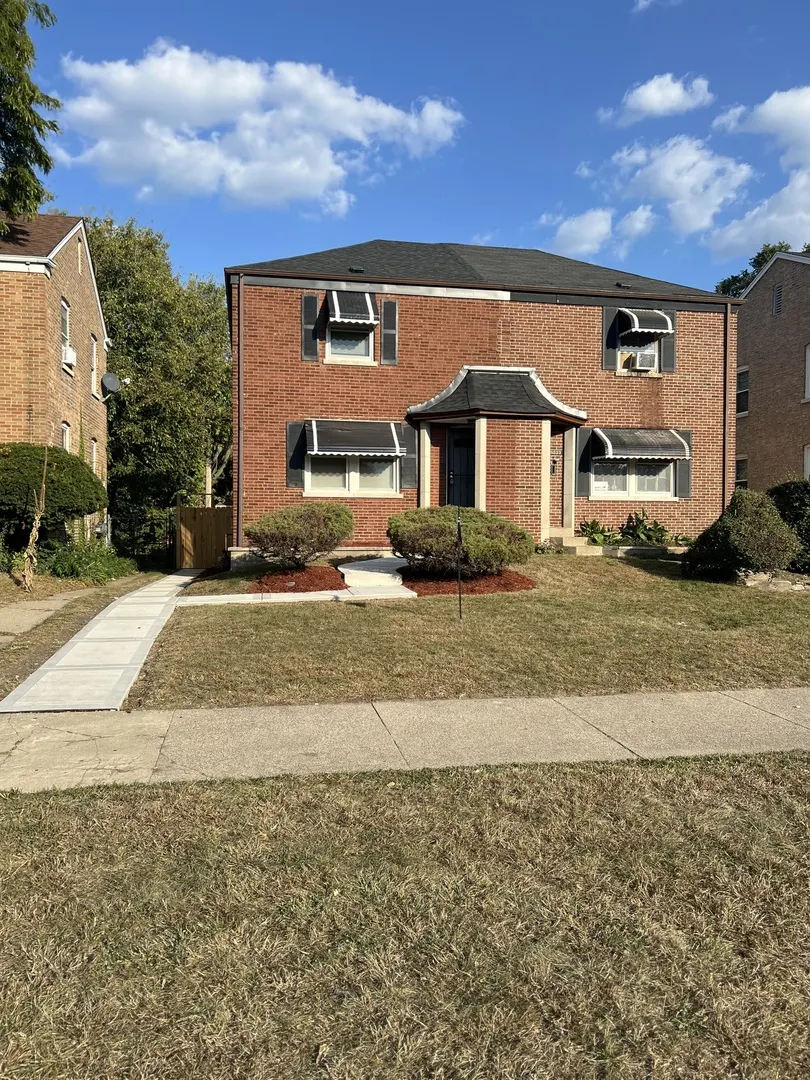 8521 S Saint Lawrence Avenue IL