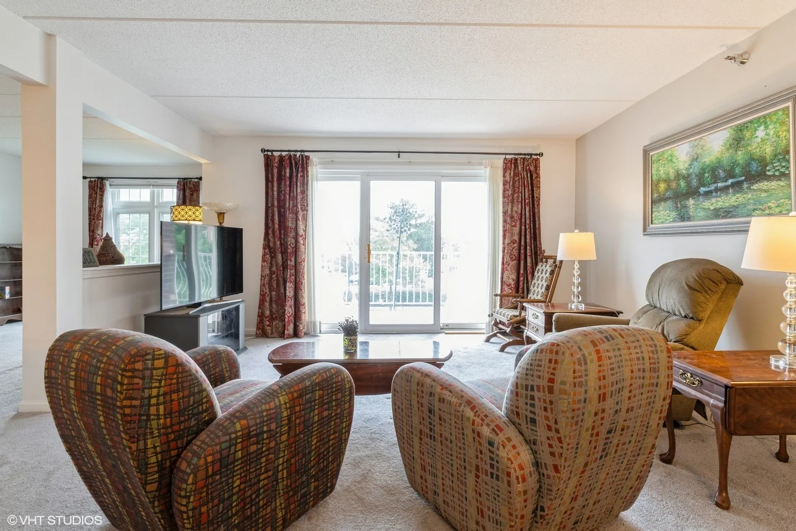 7011 W Touhy Avenue 206 IL