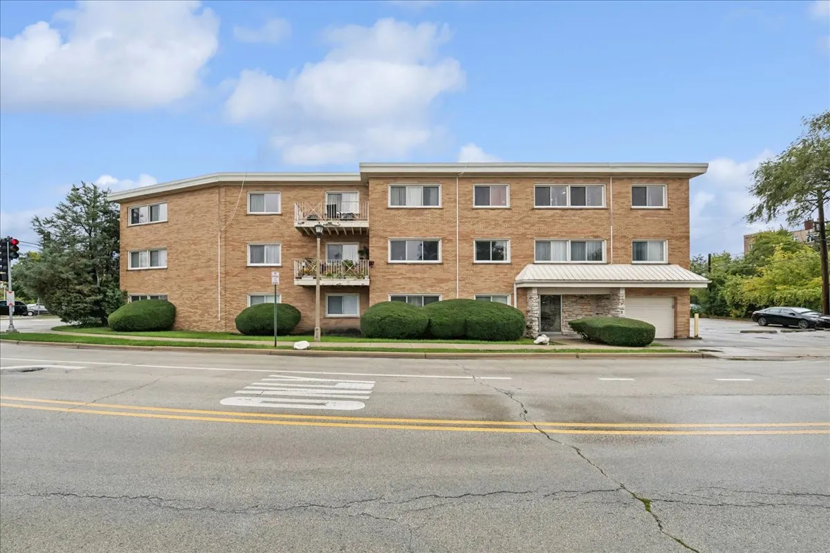 5001 Madison Street 3A IL