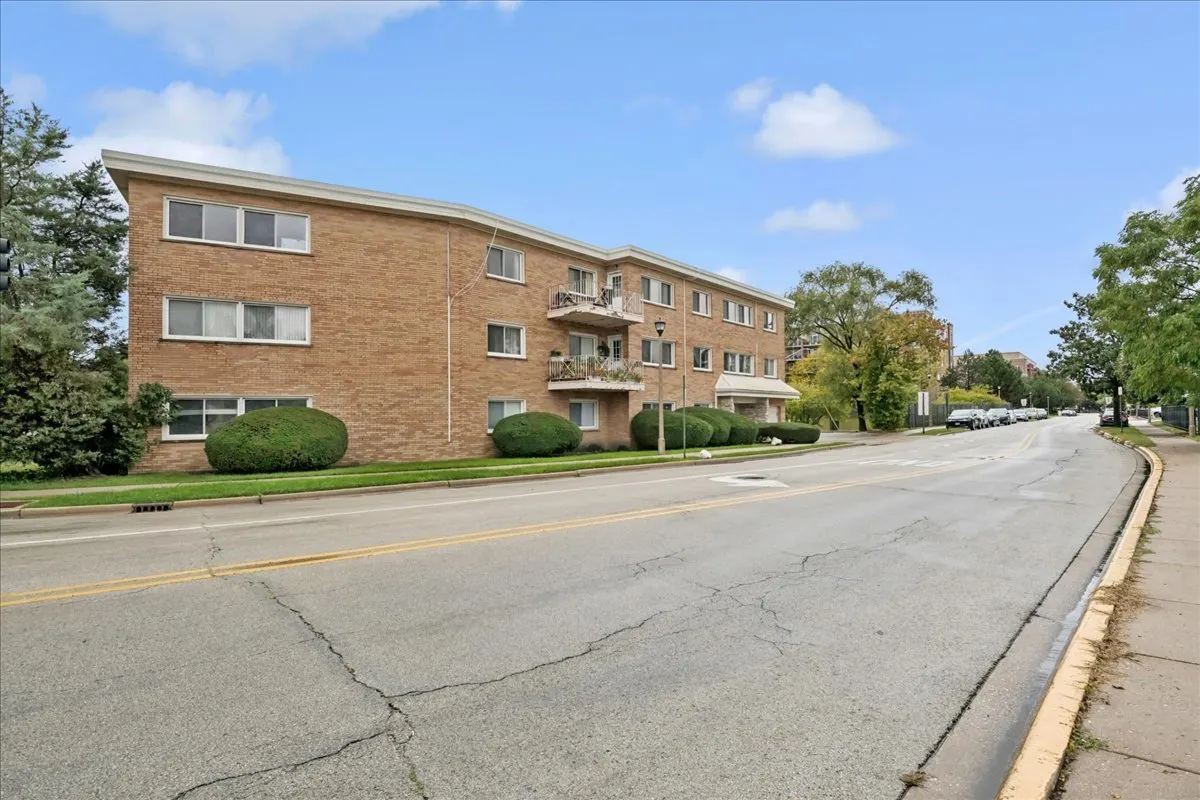5001 Madison Street 3A IL