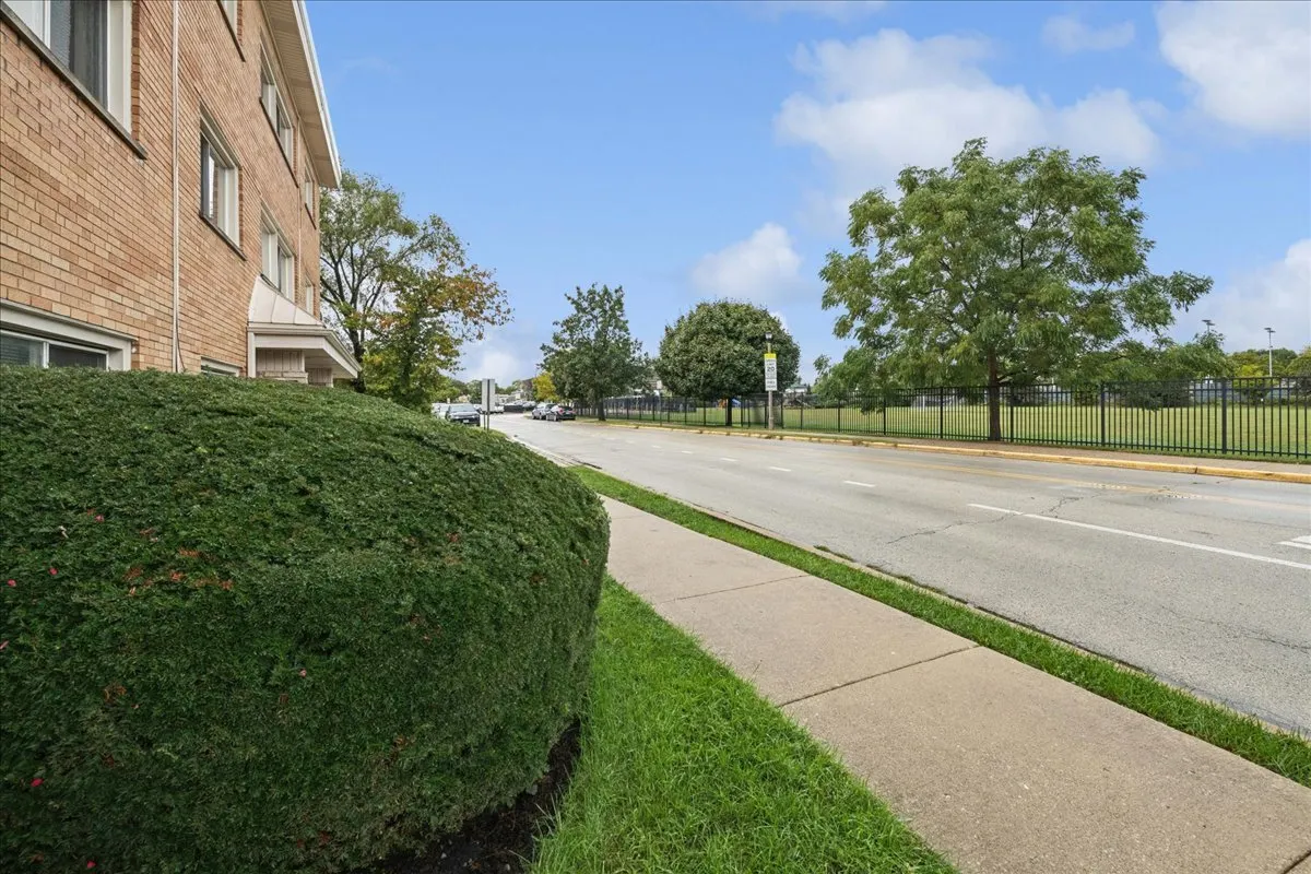 5001 Madison Street 3A IL