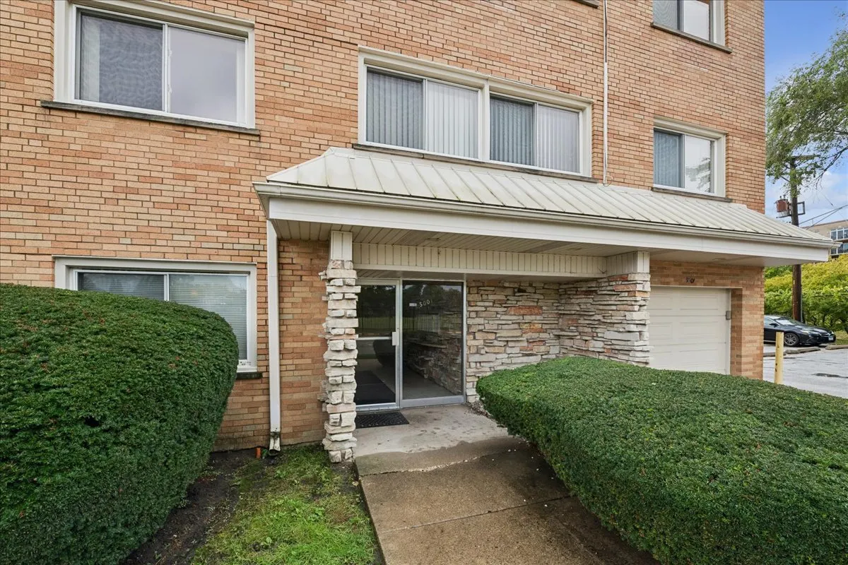 5001 Madison Street 3A IL